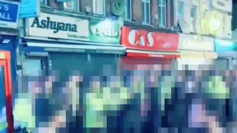 LONDON: Muslims riot, hurling garbage at police