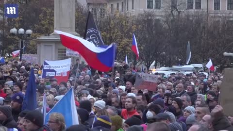 THOUSANDS PROTEST IN CZECH REPUBLIC NOV 18