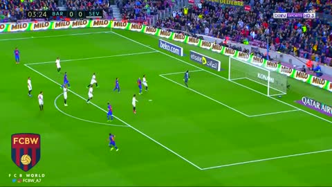 Travesaño de Lionel Messi vs Sevilla