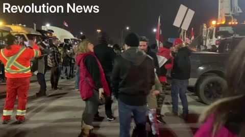 Freedom convoy meet and greet at Vaughan Mills rally