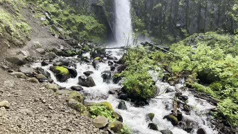 The Base of Dry Creek Falls – Columbia River Gorge – Oregon – 4K