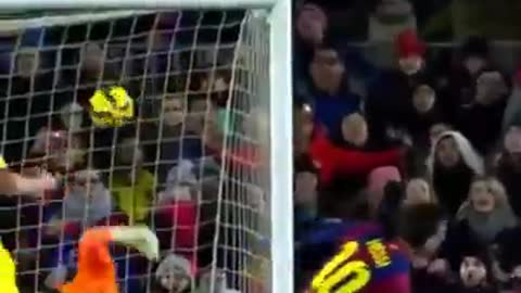 Messi weak foot goal