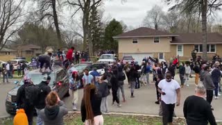 Protesters attack police vehicles: Brooklyn Center, MN