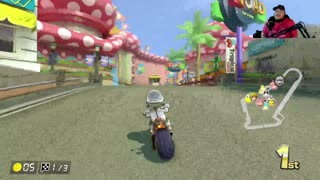 Mario Kart 8 Deluxe - Flower Cup