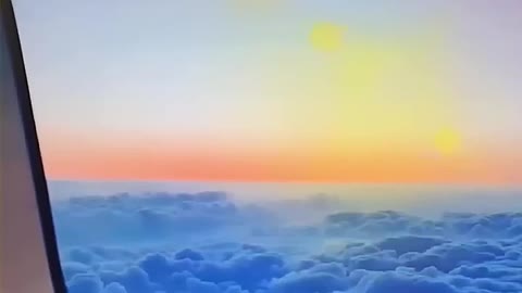 See sunset on an airplane