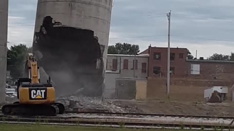 Silo Collapses on Equipment Operator