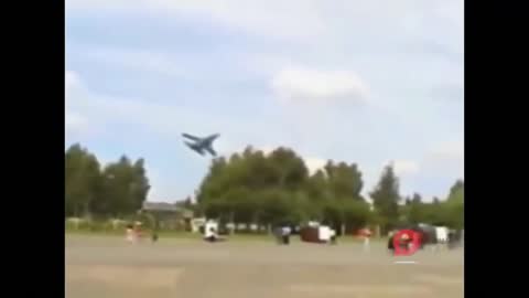 AMAZING ACCIDENTS WITH PLANES PART 1