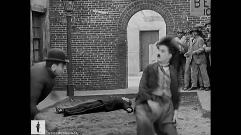 Funny video of Charlie Chaplin that you will not be able to resist