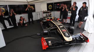 Lotus f1 sings happy birthday