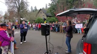 100 Patriots rally in front of a government officials house for a $90k fee.