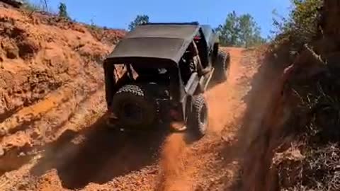 LS swapped Jeep Wrangler hill climb