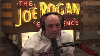 Joe Rogan and Mike Baker discuss the media's coverage of the Hunter Biden laptop story.