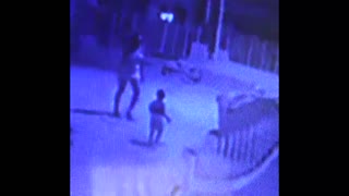 [Video] Quitan custodia a madre que golpeaba a su bebé