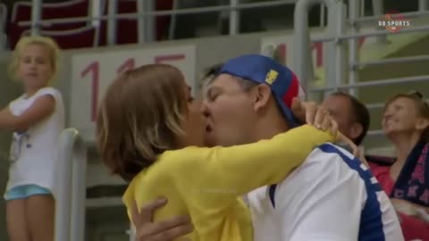 BEST MOMENTS OF THE KISS CAM