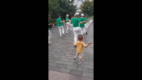 funny dance in baby