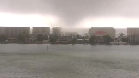 Crazy tornado footage in Florida