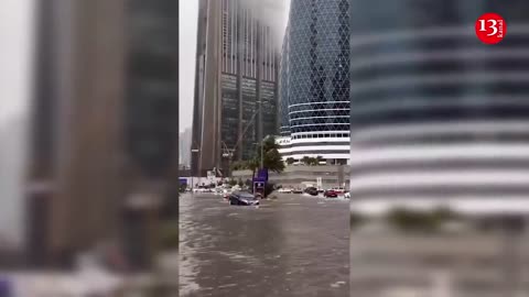 Dubai flooding : Flash flood washed the hot dubai