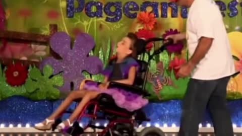 TEARJERKER 😭💕 Dad dances with daughter in wheelchair #shorts