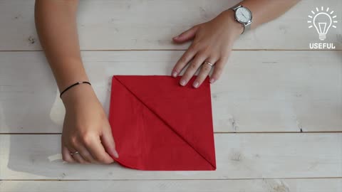 How to pocket-fold a napkin for dinner