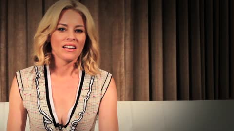 Elizabeth Banks' dating advice to a teenager