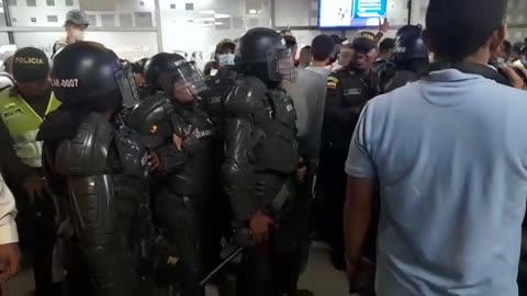 Caos en el aeropuerto de Cartagena