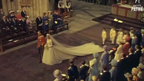 Katharine, Duchess of Kent elegantly paying homage to the Queen at her wedding in 1961