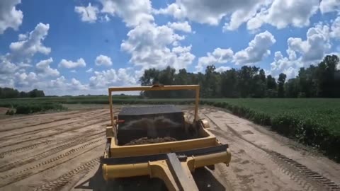 Yonaka Bulldozing: Ep 3 Caterpillar 95E Challenger Topsoil and Sunshine