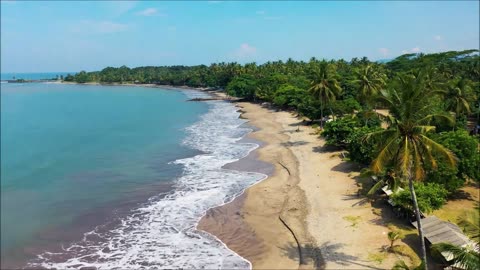 Serene Beach Footage: Relaxation and Tranquility | Radiant Earth Gazer