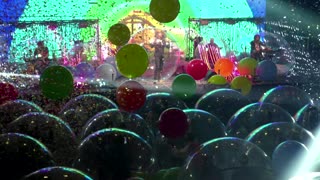 The Flaming Lips stage 'space bubble' concert