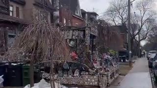 Thousands of Toys Cover Car and House