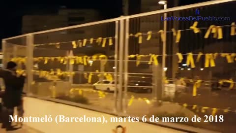 Cataluña| La «Chica Araña» reaparece en Montmeló y La Ametlla​ quitando lazos y Esteladas