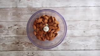 Paleo carrot cake bites