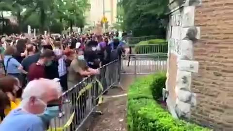 BLM & Antifa Riots 2020 - 2020-07-04-01-01-11-St-Louis-in-front-of-the-McCloskeys-home.mp4