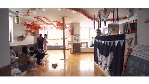 Cat cafe - japan temple style