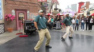 Universal Studios Hollywood Street Sweeper Dancers HD POV