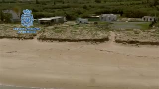 Chopper Lands On Beach To Fine Beachgoer During Lockdown