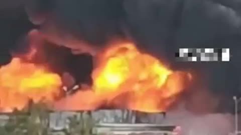 A fire at an oil plant in Azerbaijan: two helicopters were dispatched to put out the fire
