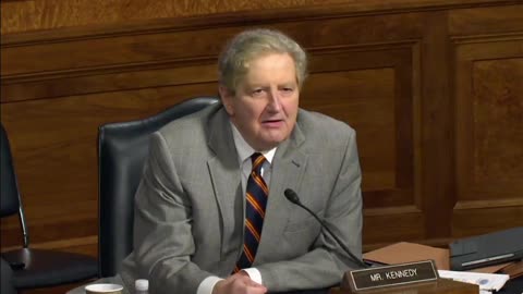 Sen. John Kennedy Questions Immigration Officials That Know Nothing!