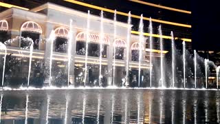 Dancing Fountain - Wynn Hotel Macau