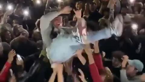 A Montrealer Went Full On Crowd Surfing In The Old Port This Weekend (VIDEO)