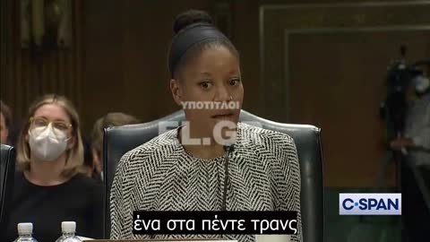 Καθηγήτρια Νομικής στο Μπέρκλεϊ, Khiara Bridges: "Πιστεύετε ότι οι άνδρες μπορούν να μείνουν έγκυος;