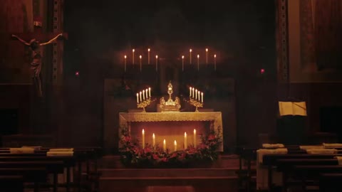 Peaceful Holy Hour in Cathedral - Eucharistic Adoration with Gregorian