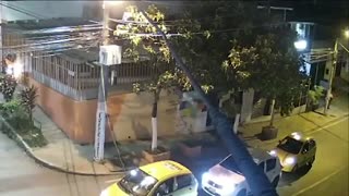 En video quedó registrado el hurto de una motocicleta en Floridablanca