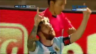 Lionel Messi spectacular free kick goal v Colombia