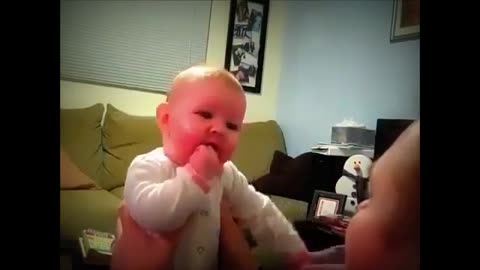 funny baby reaction/very adorable