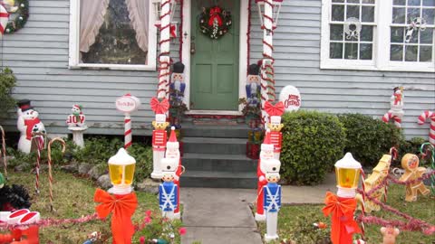 Christmas 2011 At Aris Avenue Metairie Louisiana
