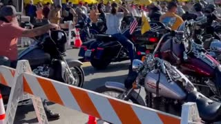 Bike Week rolls on as thousands of maskless people gather in Daytona Beach