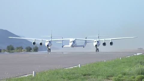 El avión de Virgin Galactic vuelve a Tierra