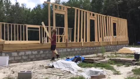 Building our DREAM HOME| Wrapping up the Framing