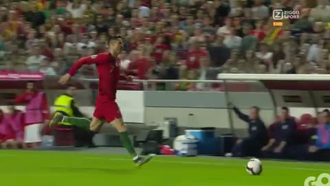 Ajax-fans opgelet! Cristiano Ronaldo valt uit bij Portugal met hamstringblessure. Is de ge